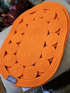 Rare Color Set Of 2 Small Annie Selke Orange Braided Oval Accent Rugs